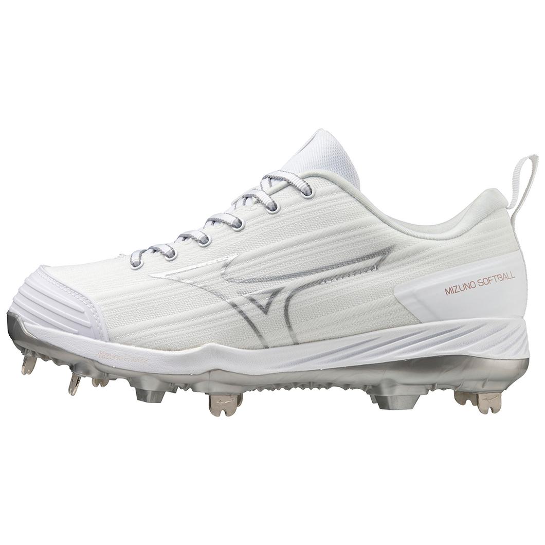 Mizuno Sweep 6 Low Womens Metal Softball Cleat